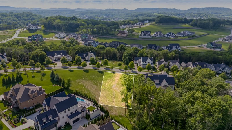 8568 Heirloom Blvd, College Grove, TN 37046