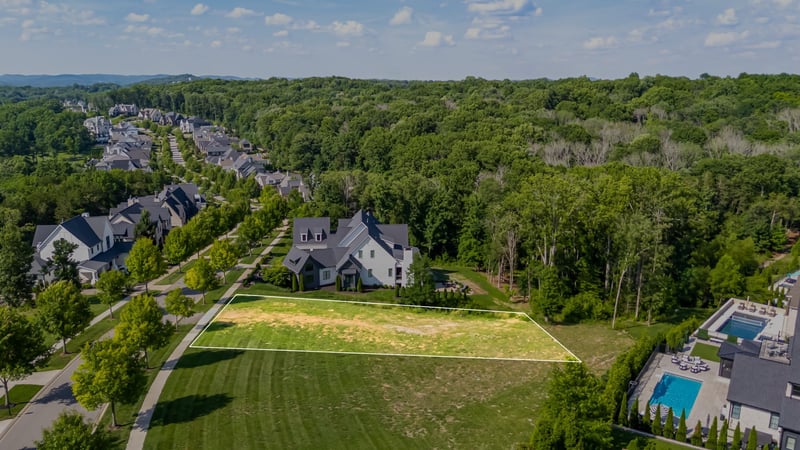 8568 Heirloom Blvd, College Grove, TN 37046