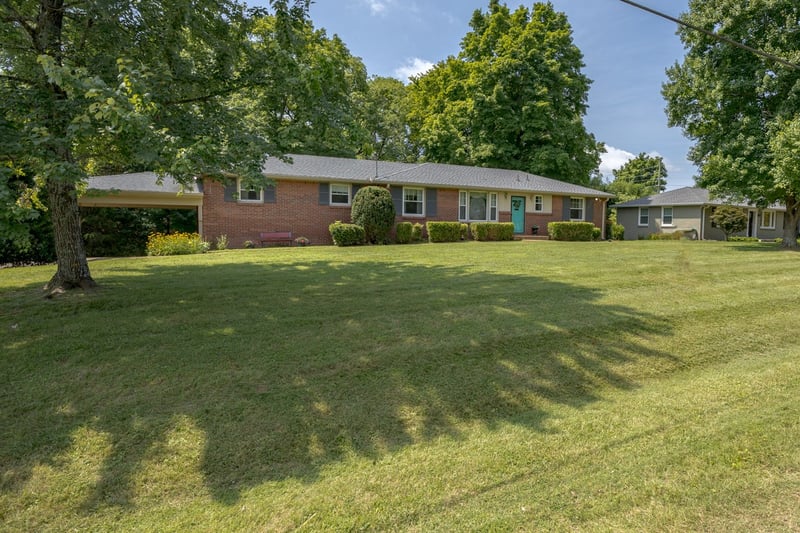 509 Rochelle Dr, Nashville, TN 37220