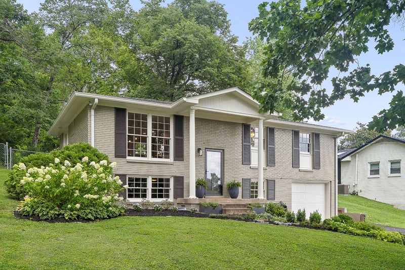 154 Lake Park Dr, Nashville, TN 37211
