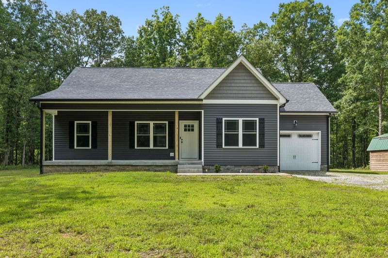 567 Mcelhiney Rd, Dickson, TN 37055