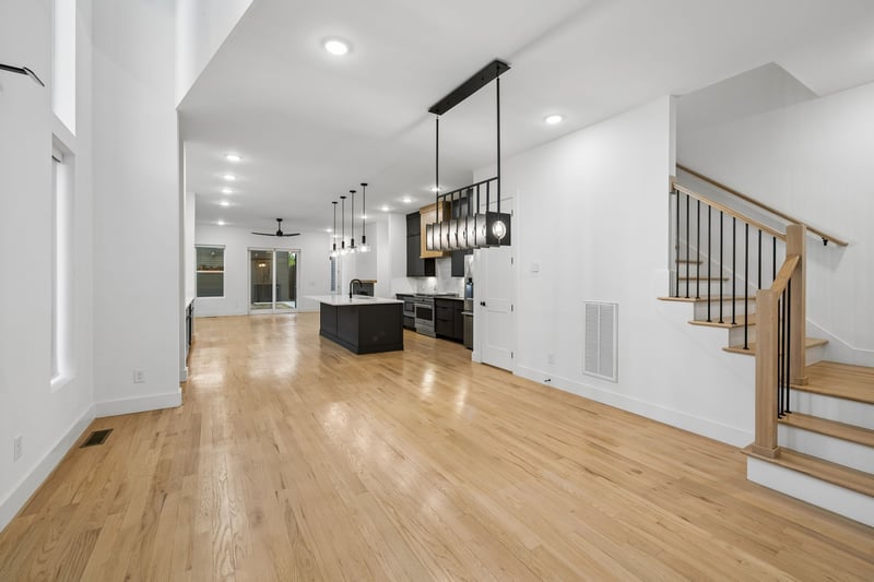 1516 10th Ave N, Nashville, TN 37208