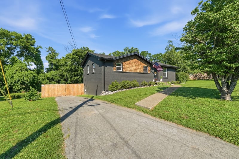 4784 Cascade Dr, Old Hickory, TN 37138