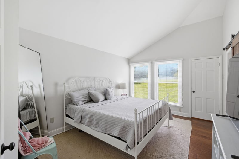 1061 Cliff White Rd, Columbia, TN 38401