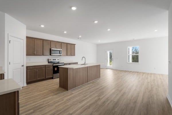 123 Jasper Way, White Bluff, TN 37187