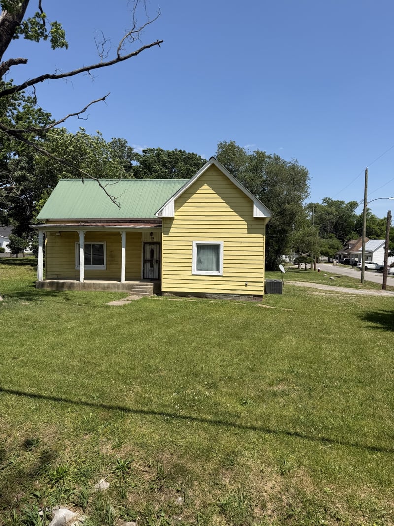 1508 S Main St, Springfield, TN 37172