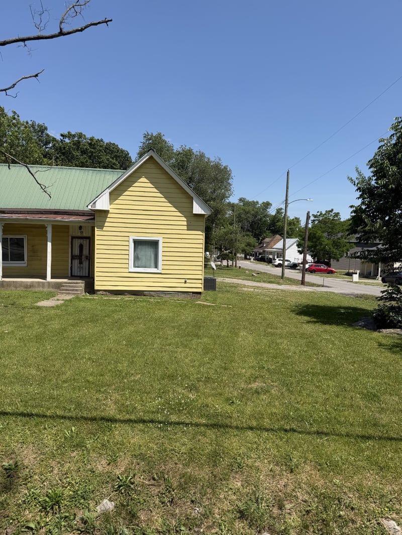 1508 S Main St, Springfield, TN 37172