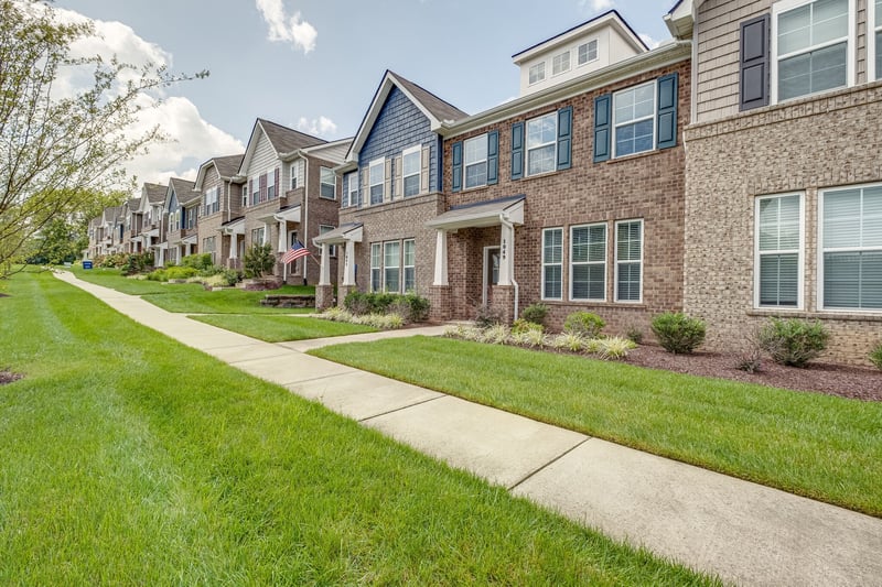 1049 Henley Pvt Ln, Gallatin, TN 37066