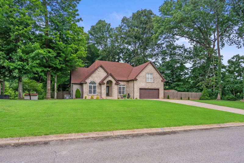 848 Sycamore Dr, Springfield, TN 37172