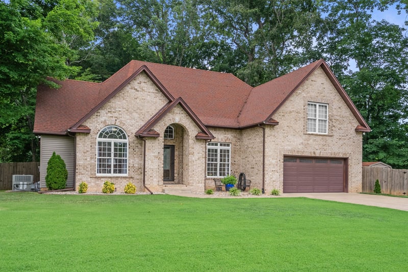 848 Sycamore Dr, Springfield, TN 37172