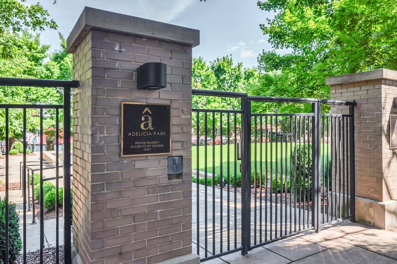 900 20th Ave S #1412, Nashville, TN 37212