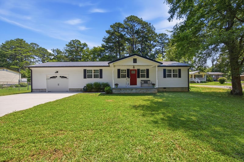 305 Longwood St, Chickamauga, GA 30707
