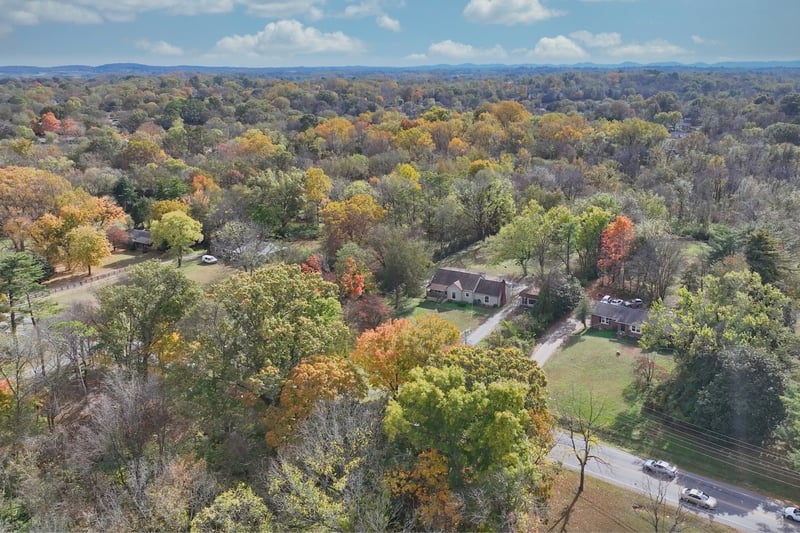 291 Haywood Ln, Nashville, TN 37211