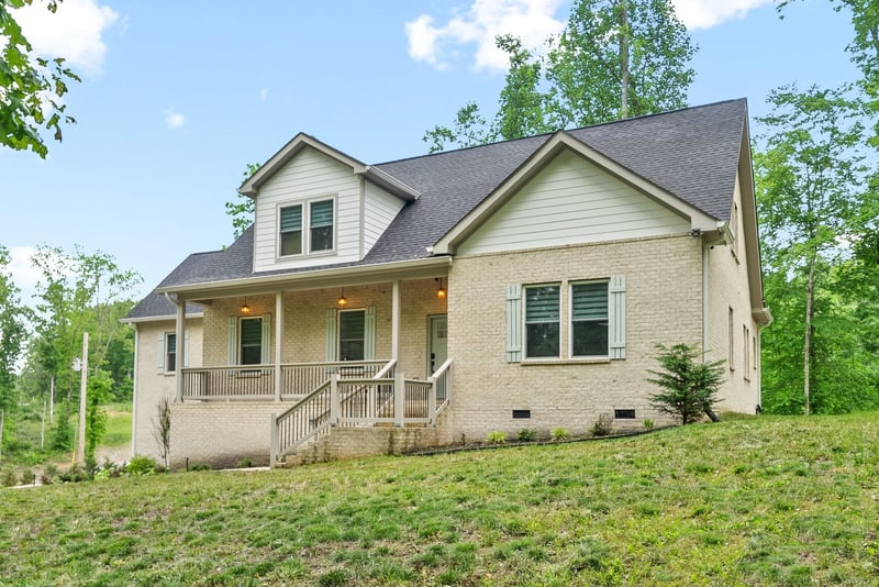 514 Doy Rd E, White Bluff, TN 37187