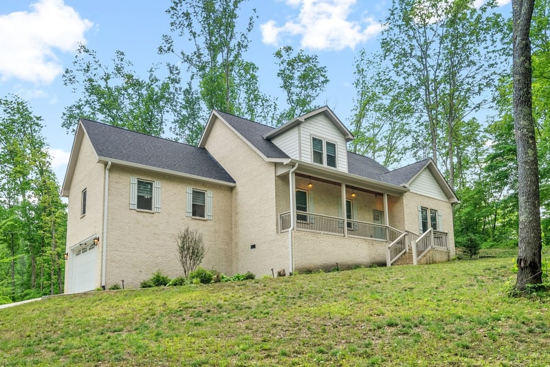 514 Doy Rd E, White Bluff, TN 37187