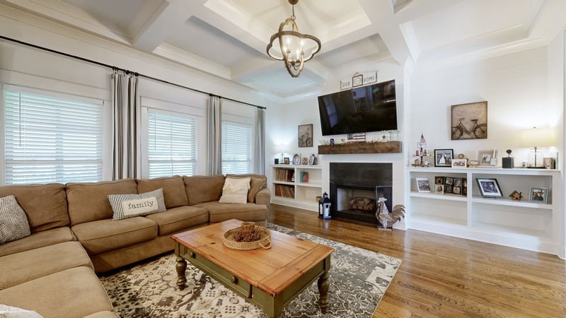 5709 Iverson Dr, Murfreesboro, TN 37127