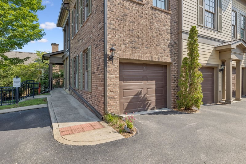 632 Grant Park Ct, Franklin, TN 37067