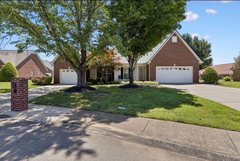 405 Ravencliff Ct, Smyrna, TN 37167
