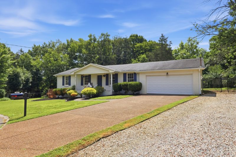 612 Butler Cir, Nashville, TN 37217