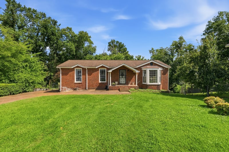 4824 Blue Springs Dr, Nashville, TN 37211