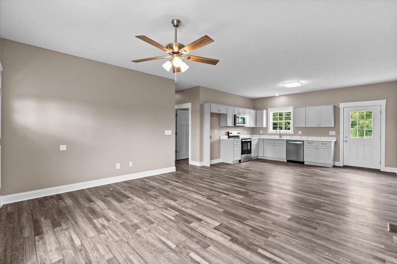2442 Brown Bridge Rd, Dalton, GA 30721