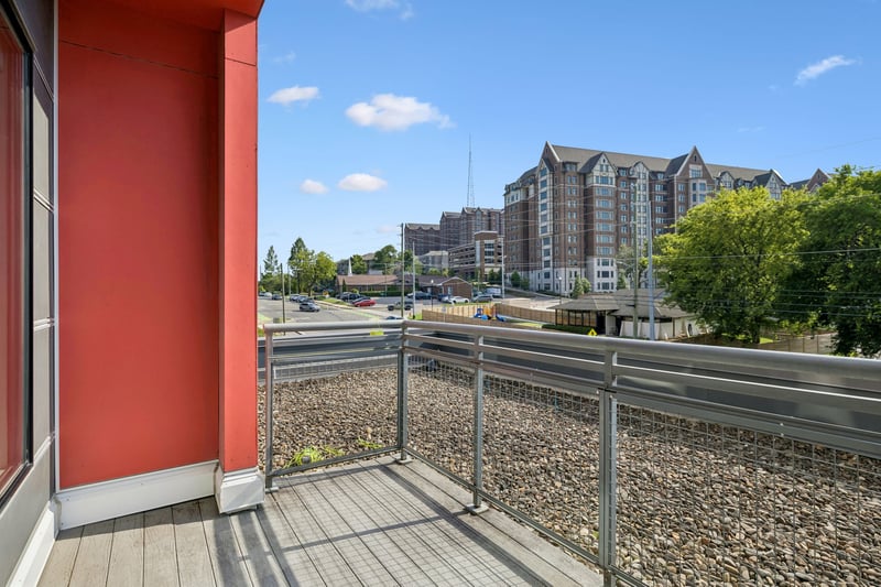1900 12th Ave S #215, Nashville, TN 37203