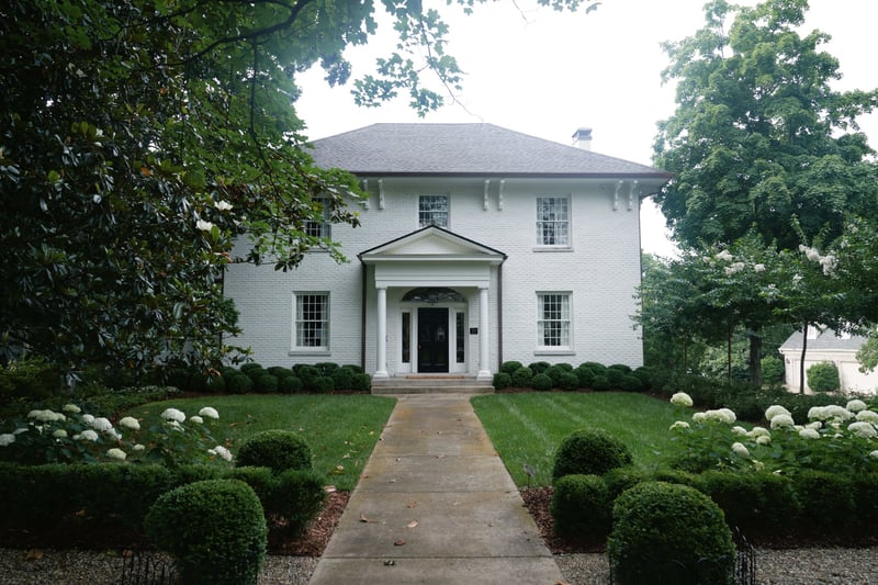 3749 Whitland Ave, Nashville, TN 37205