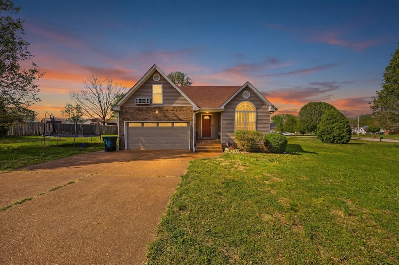 132 Kimberly St, Portland, TN 37148
