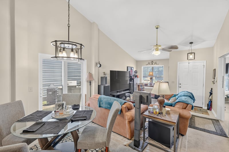 702 Maple Pl, Nashville, TN 37216