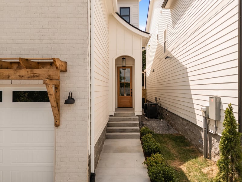1520A Corder Dr, Nashville, TN 37206