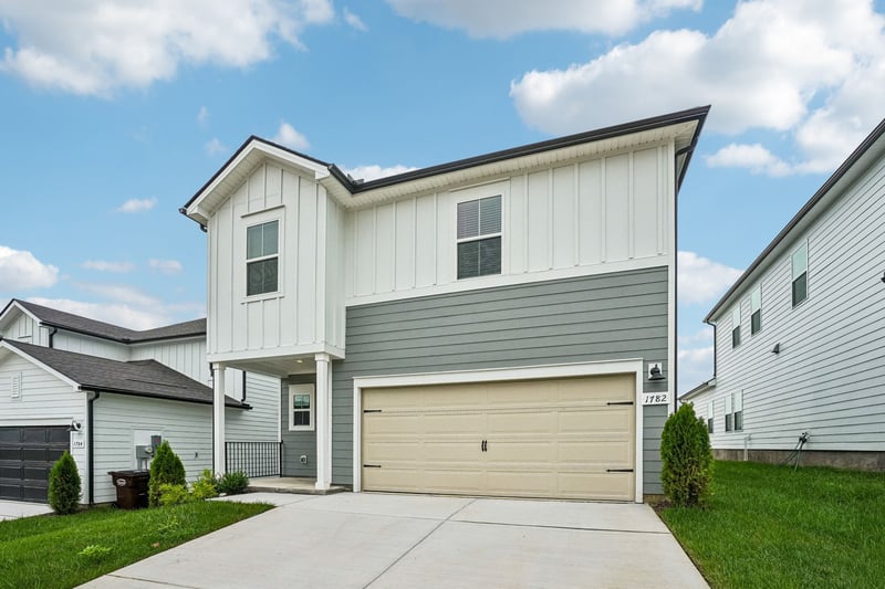 1782 Flora Grv, Hermitage, TN 37076