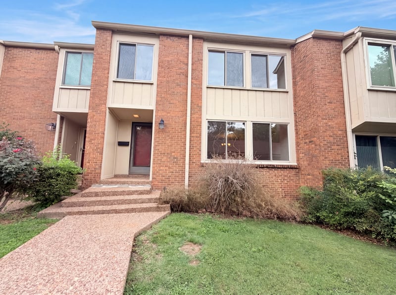 6924 Highland Park Dr, Nashville, TN 37205