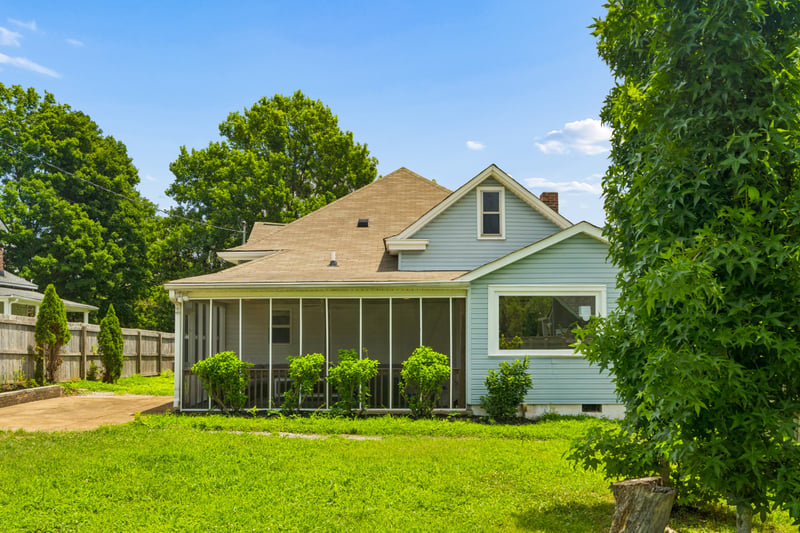 810 Porter Rd, Nashville, TN 37206