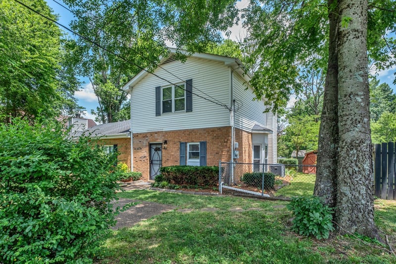 226 Macfie Dr, Madison, TN 37115