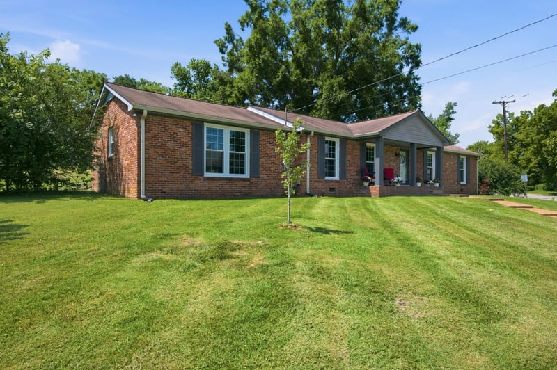 709 Harpeth Pkwy W, Nashville, TN 37221