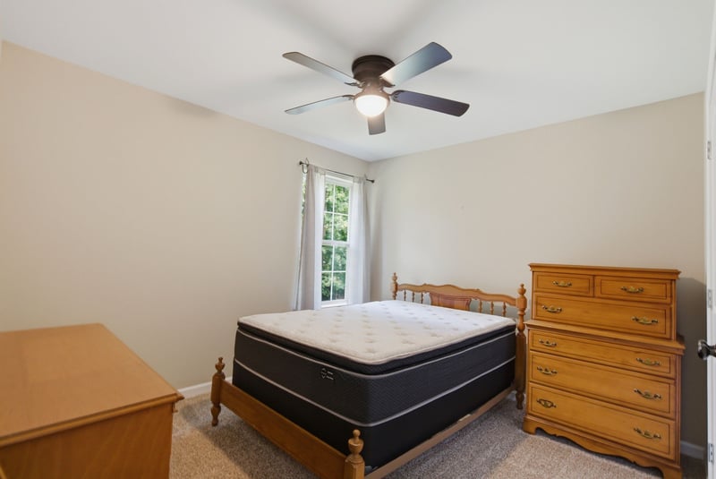 4423 Taylor Rd, Springfield, TN 37172
