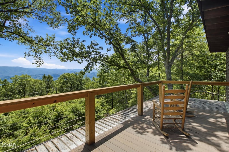 2749 E End Rd, Sevierville, TN 37876