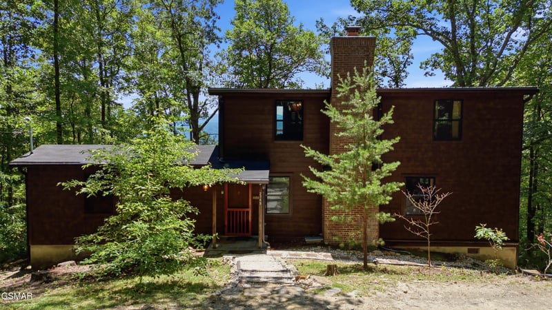 2749 E End Rd, Sevierville, TN 37876