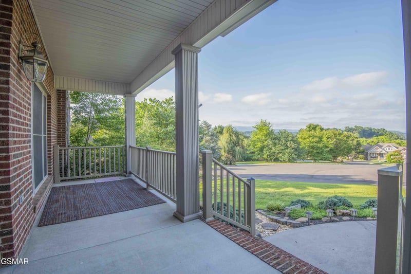 1435 Instrumental Ave, Sevierville, TN 37876