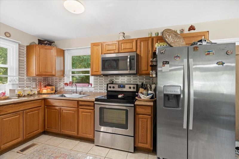 179 N Whitfield Dr NE, Dalton, GA 30721
