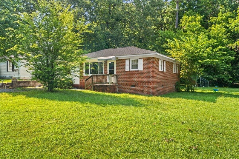 179 N Whitfield Dr NE, Dalton, GA 30721