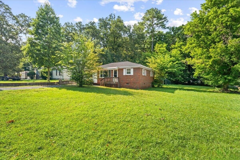 179 N Whitfield Dr NE, Dalton, GA 30721