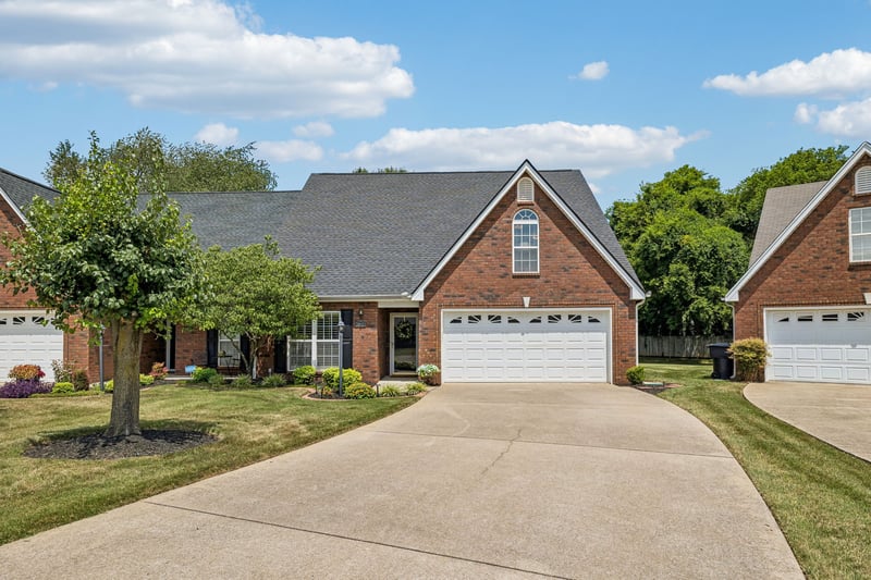 2833 Stonehedge Dr, Murfreesboro, TN 37128