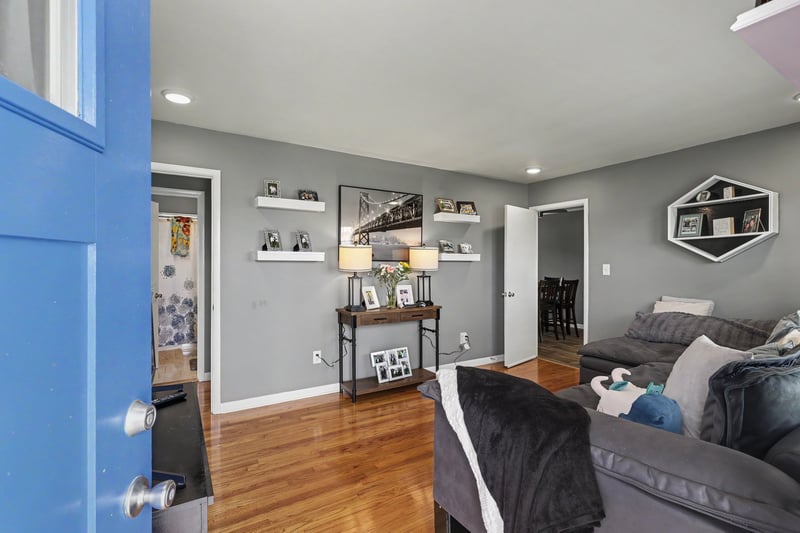 2306 Thomas Ave, Columbia, TN 38401