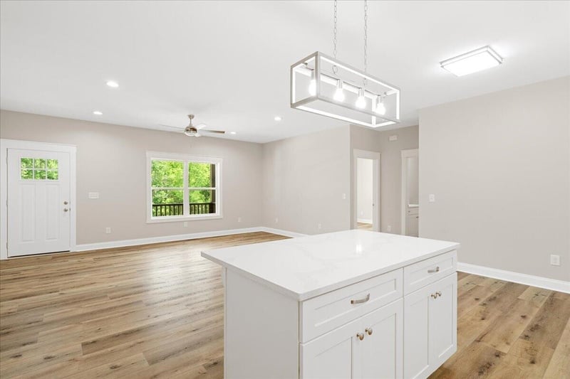3104 Old Morris Rd, Rocky Face, GA 30740