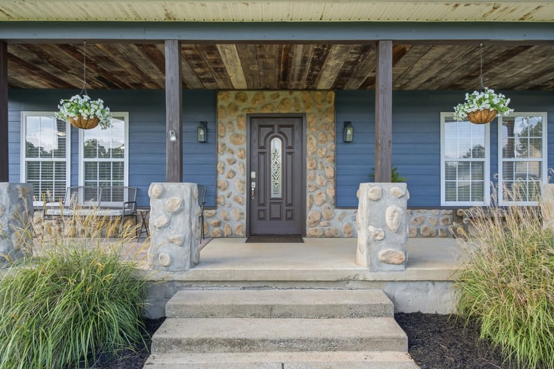 1002 Larkspur Meadows Ln, Portland, TN 37148