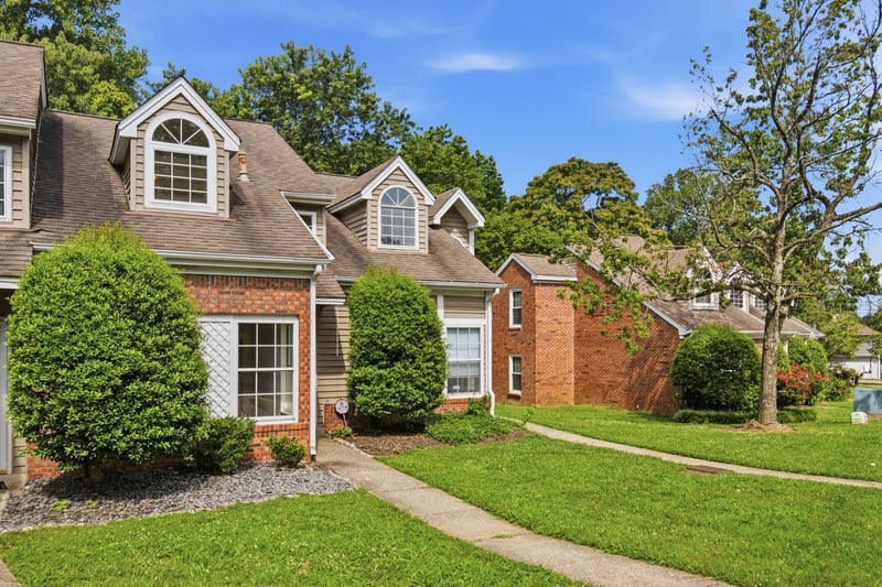 357 Yorkshire Cir, Nashville, TN 37211