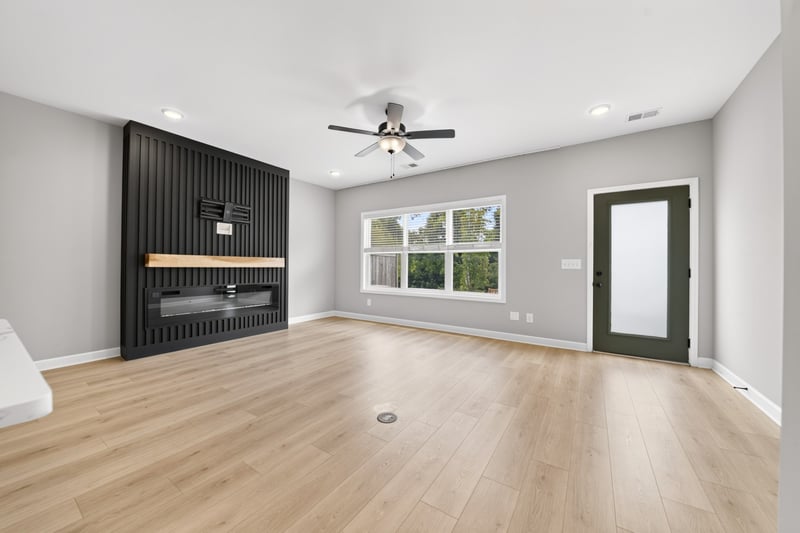145 Dameron Dr, Hendersonville, TN 37075