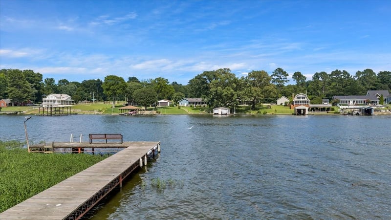 36 W Blue Heron Dr, Killen, AL 35645