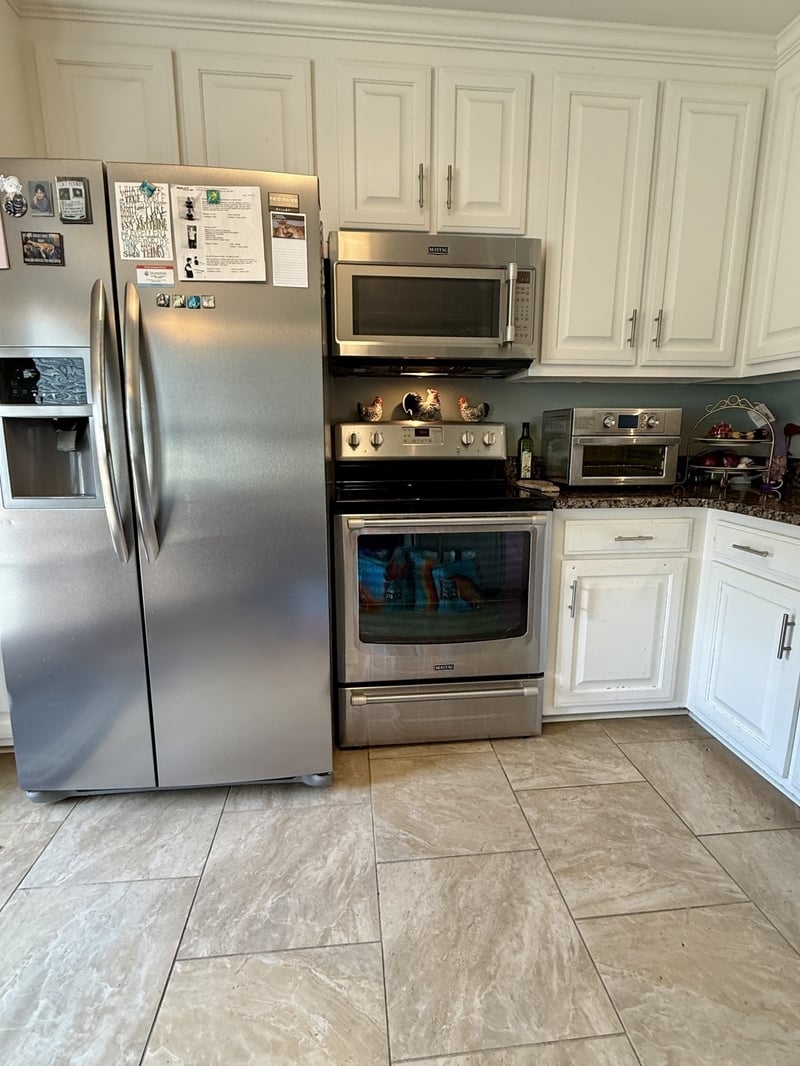 9126 Sawyer Brown Rd, Nashville, TN 37221